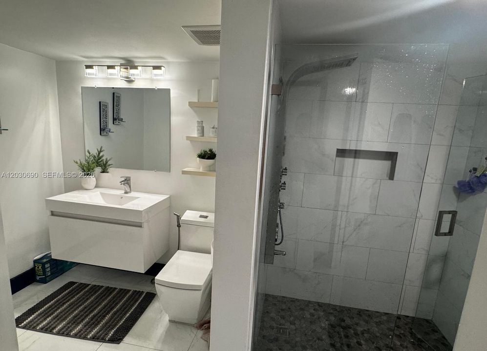 В аренду: $2,300 (2 спален, 1 ванн, 957 Квадратных фут)