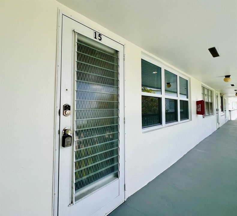 Front 15 Bedford A