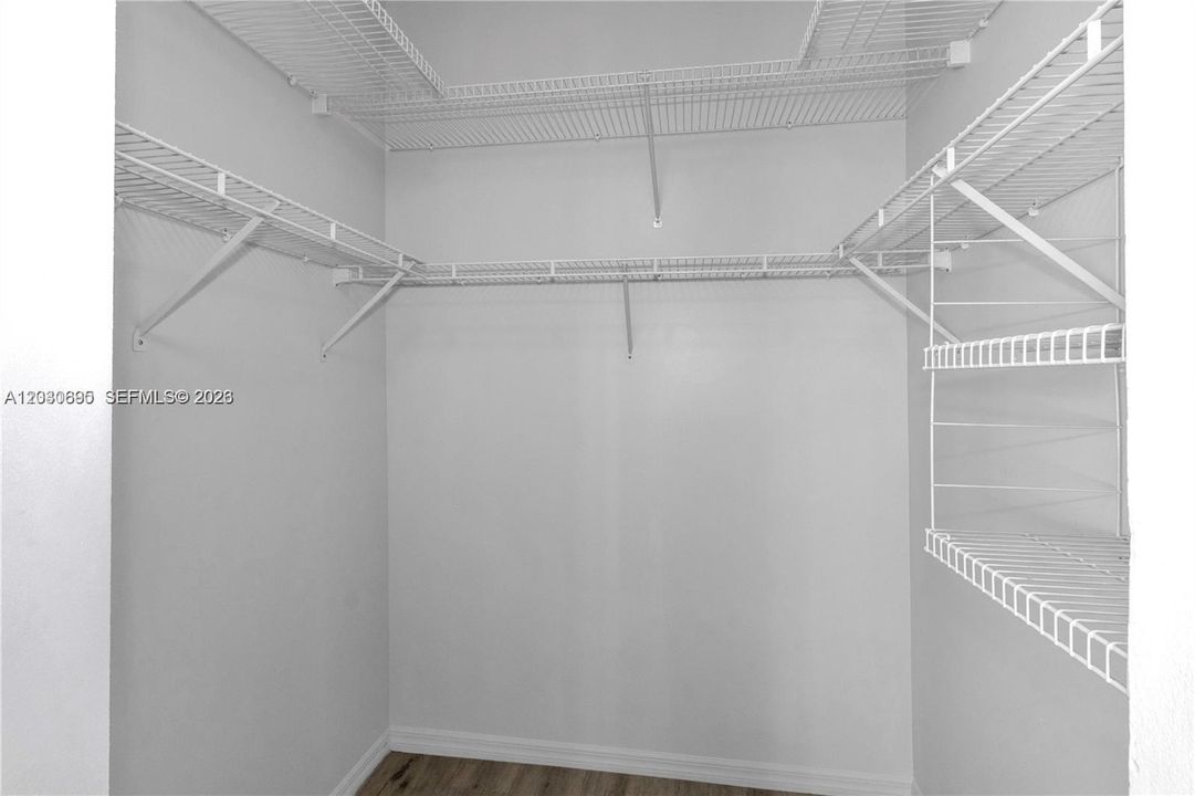 For Rent: $2,995 (2 beds, 2 baths, 1131 Square Feet)