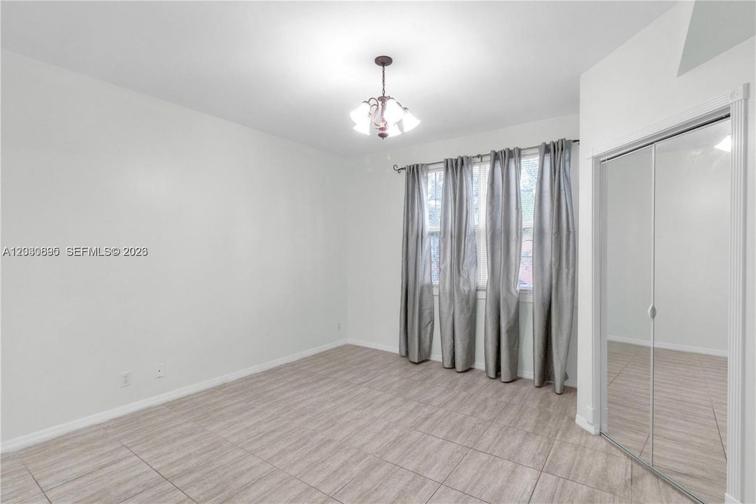 For Rent: $2,995 (2 beds, 2 baths, 1131 Square Feet)