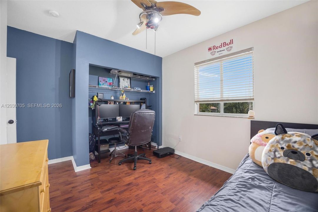 For Sale: $599,000 (4 beds, 2 baths, 2052 Square Feet)