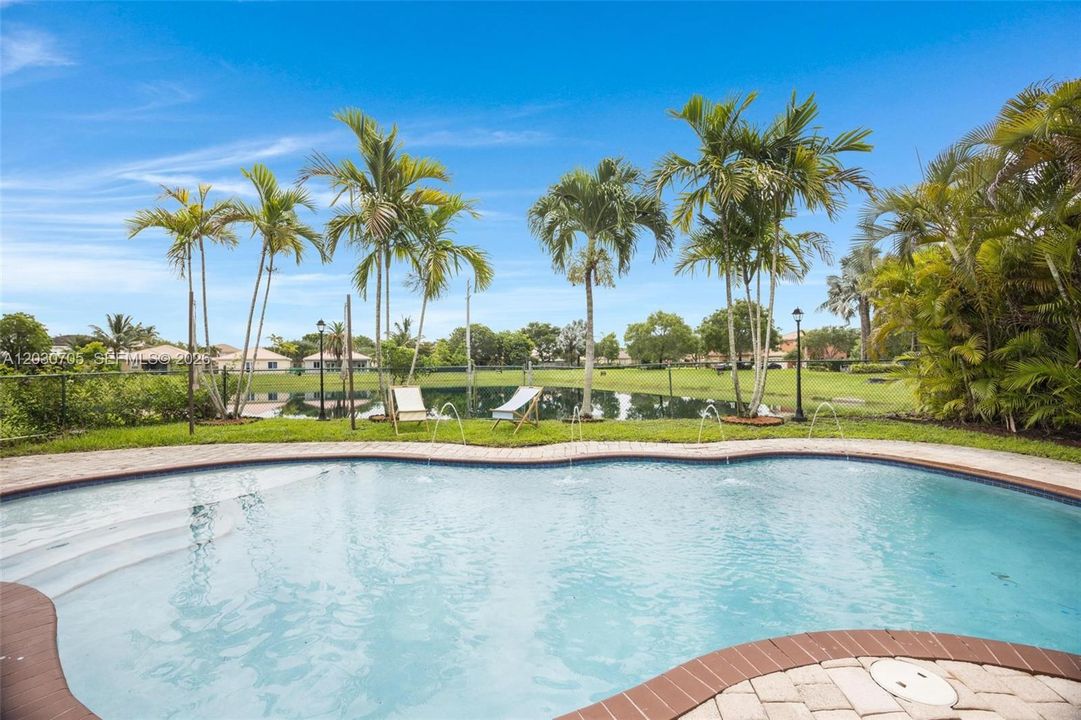 For Sale: $599,000 (4 beds, 2 baths, 2052 Square Feet)