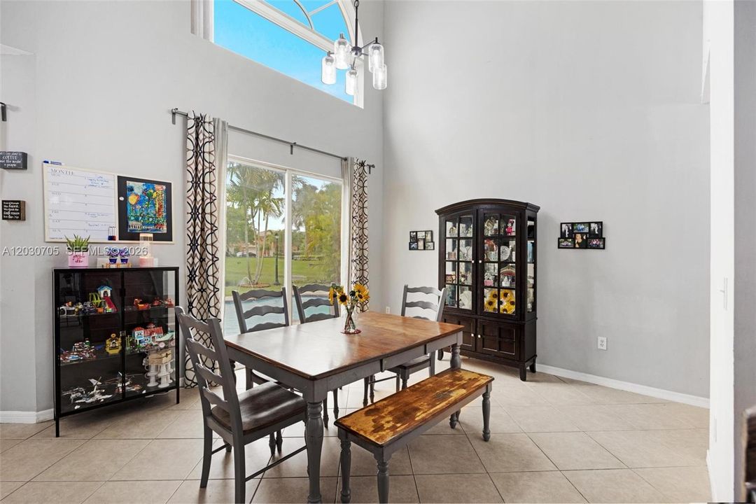 For Sale: $599,000 (4 beds, 2 baths, 2052 Square Feet)
