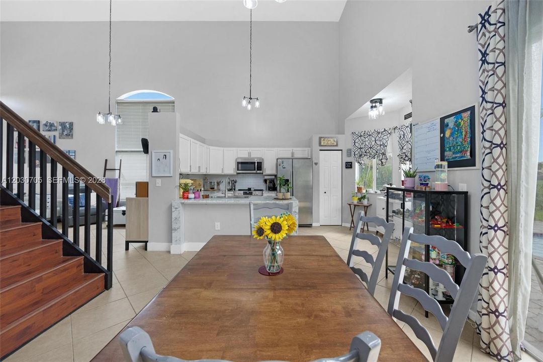 For Sale: $599,000 (4 beds, 2 baths, 2052 Square Feet)