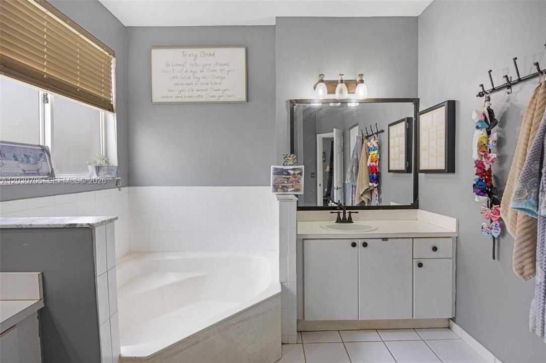 For Sale: $599,000 (4 beds, 2 baths, 2052 Square Feet)