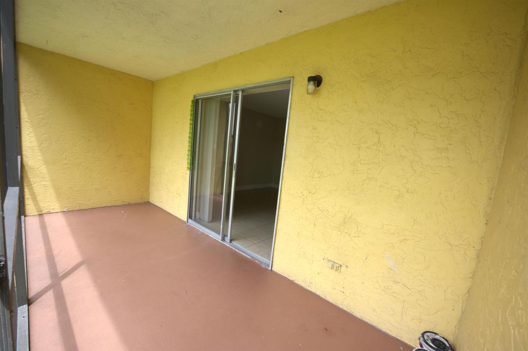 1617 patio