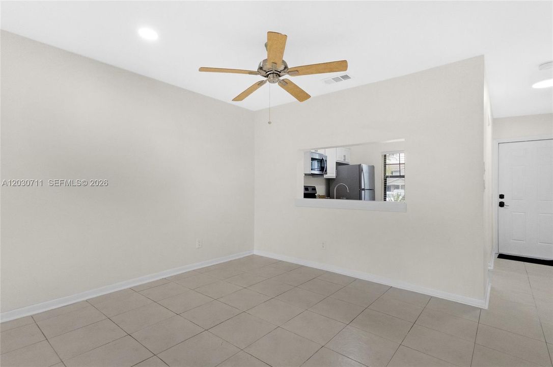For Rent: $2,650 (2 beds, 2 baths, 1224 Square Feet)