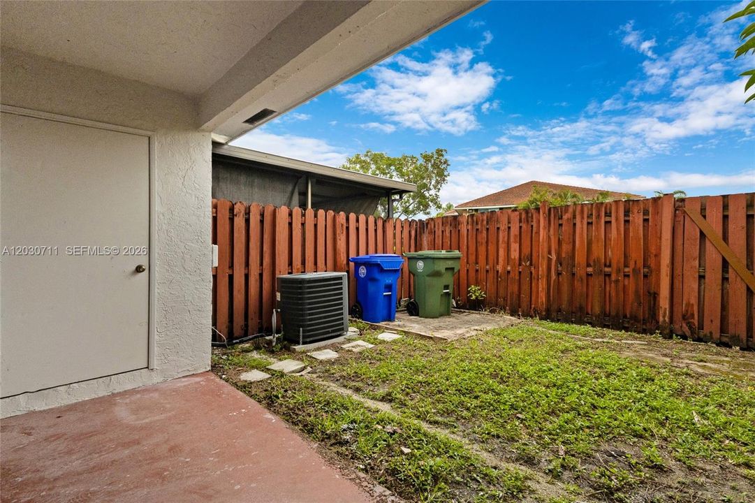 For Rent: $2,650 (2 beds, 2 baths, 1224 Square Feet)