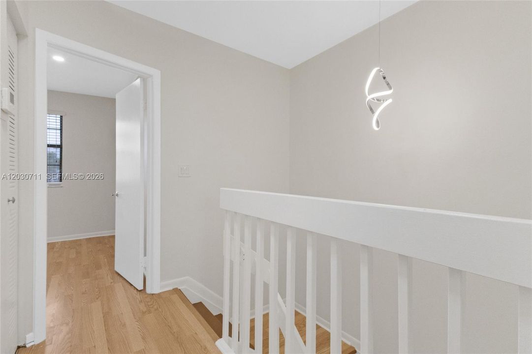 For Rent: $2,650 (2 beds, 2 baths, 1224 Square Feet)