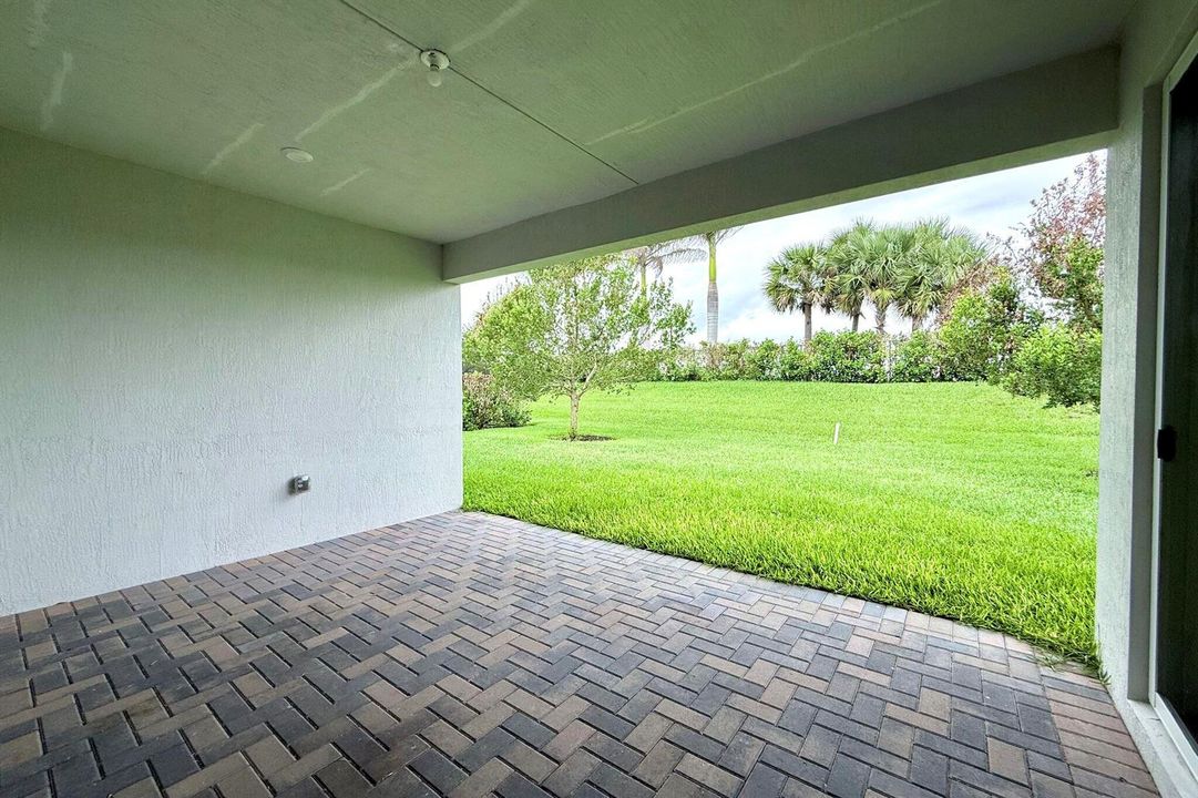 30.Patio