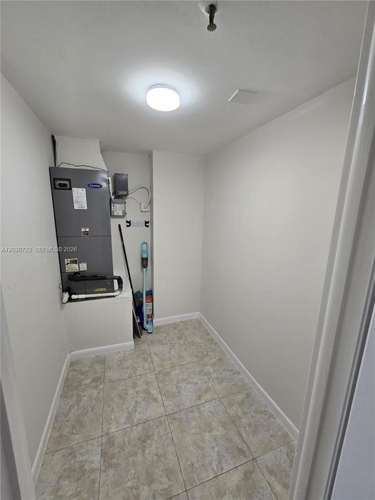 На продажу: $199,900 (2 спален, 2 ванн, 1080 Квадратных фут)