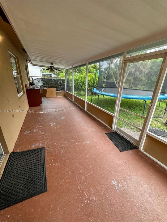 В аренду: $3,200 (3 спален, 2 ванн, 1444 Квадратных фут)
