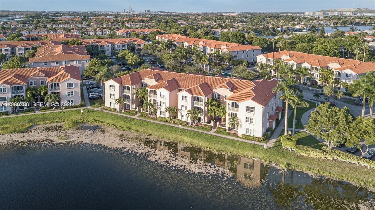 En Venta: $407,500 (3 camas, 2 baños, 1464 Pies cuadrados)