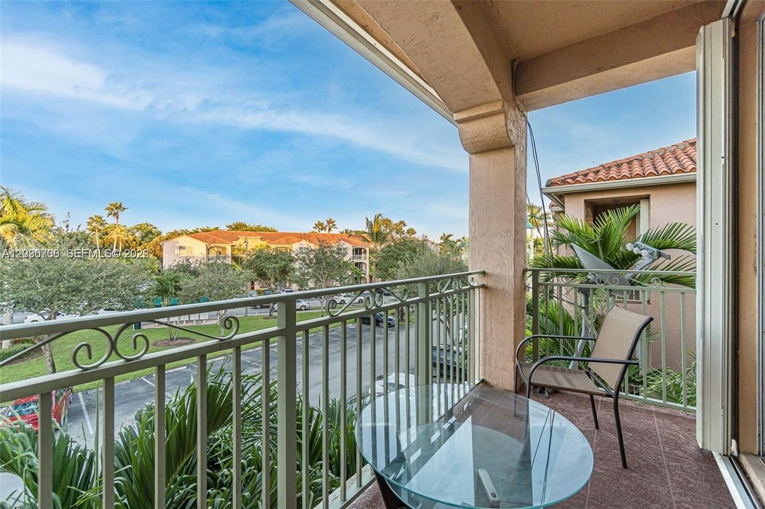 En Venta: $407,500 (3 camas, 2 baños, 1464 Pies cuadrados)
