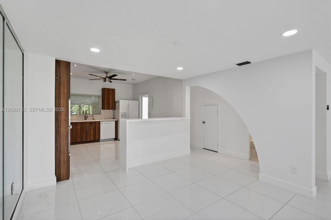 For Rent: $3,850 (3 beds, 3 baths, 1780 Square Feet)
