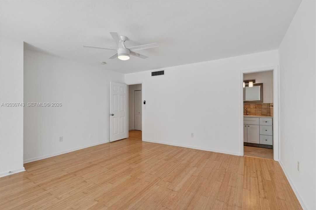 For Rent: $3,850 (3 beds, 3 baths, 1780 Square Feet)
