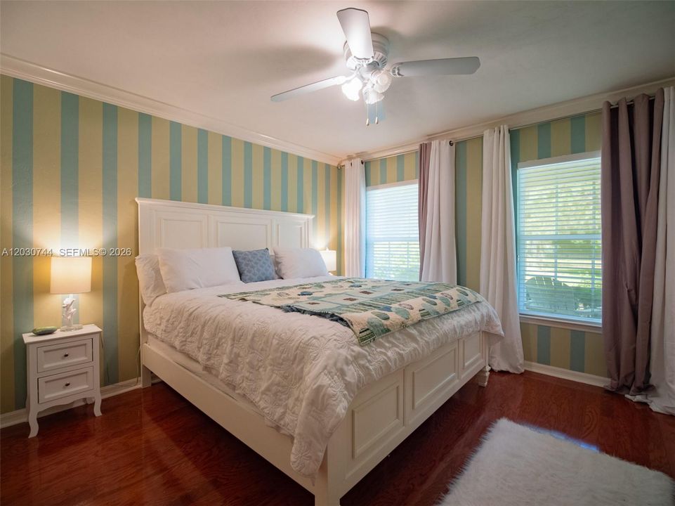 For Sale: $895,000 (3 beds, 2 baths, 3089 Square Feet)