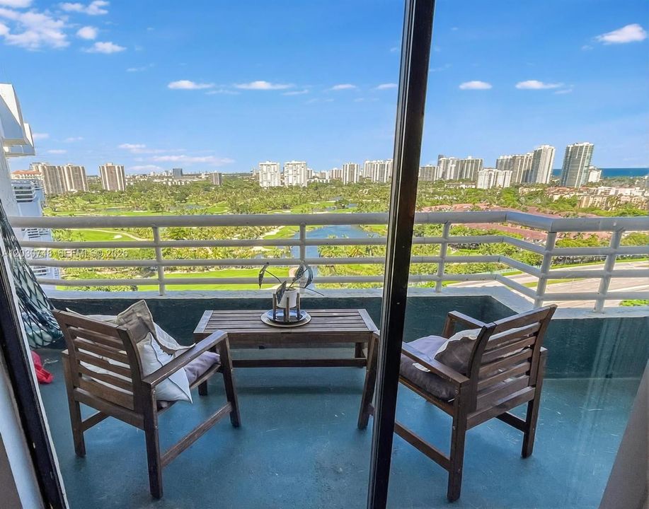 En Renta: $2,500 (1 camas, 2 baños, 910 Pies cuadrados)