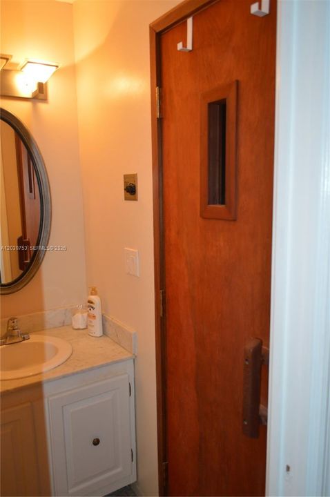 В аренду: $3,650 (2 спален, 2 ванн, 1700 Квадратных фут)
