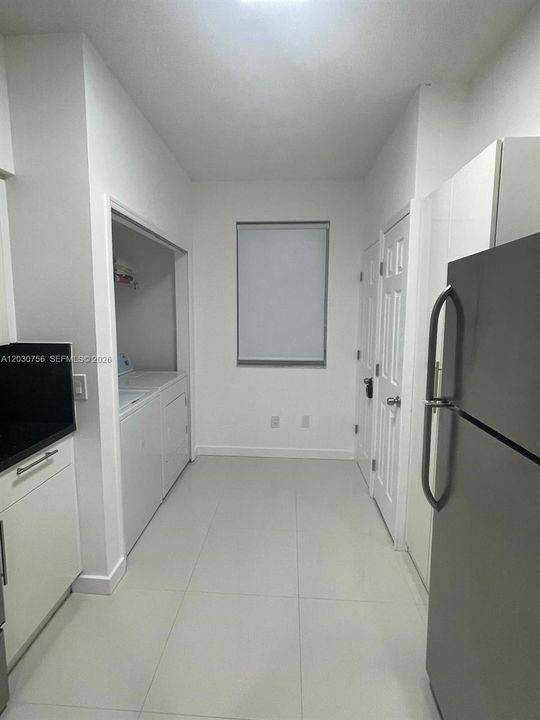 En Venta: $349,000 (1 camas, 1 baños, 893 Pies cuadrados)