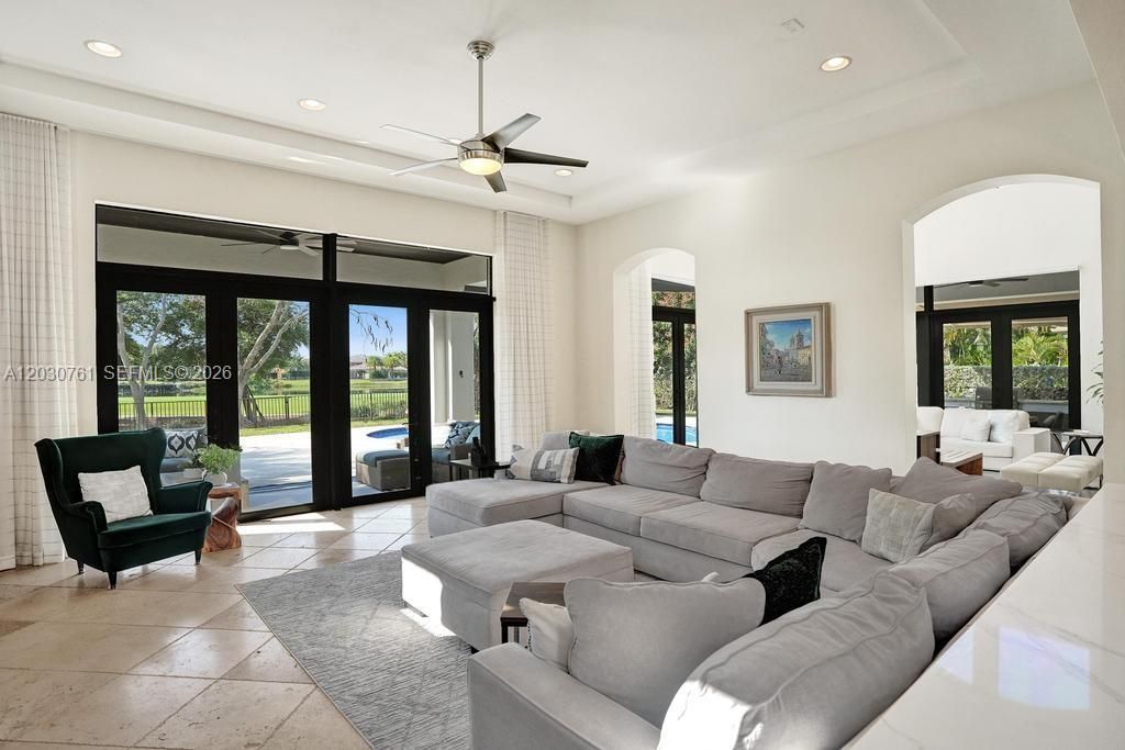 For Sale: $2,500,000 (5 beds, 4 baths, 4688 Square Feet)