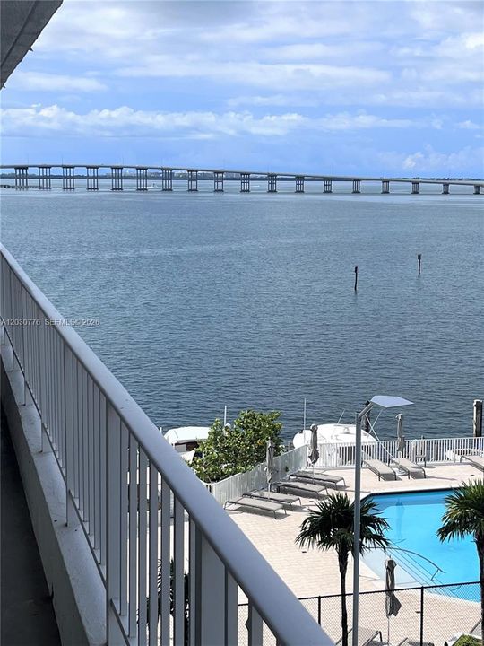 For Rent: $2,750 (1 beds, 1 baths, 602 Square Feet)