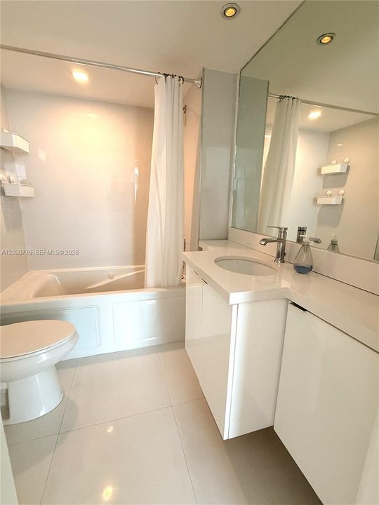 For Rent: $2,750 (1 beds, 1 baths, 602 Square Feet)