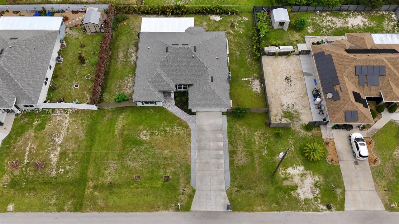 For Sale: $369,900 (4 beds, 2 baths, 2335 Square Feet)