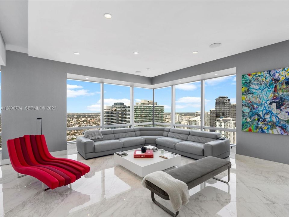 Recently Rented: $30,000 (2 beds, 2 baths, 2139 Square Feet)