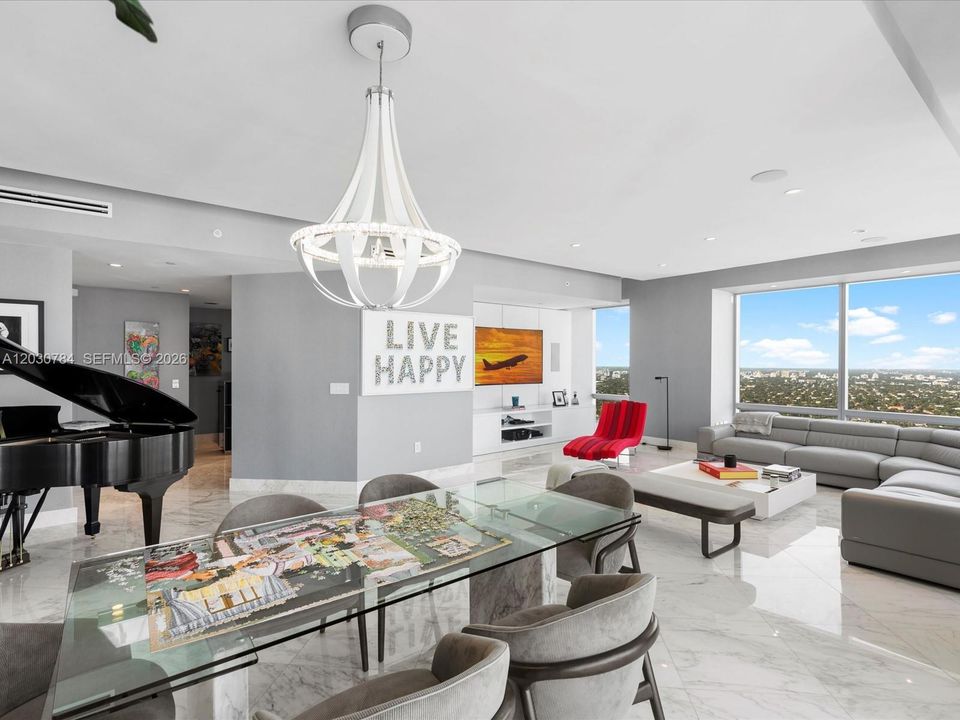 Recently Rented: $30,000 (2 beds, 2 baths, 2139 Square Feet)