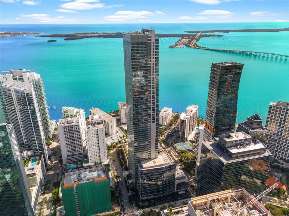 Recently Rented: $30,000 (2 beds, 2 baths, 2139 Square Feet)