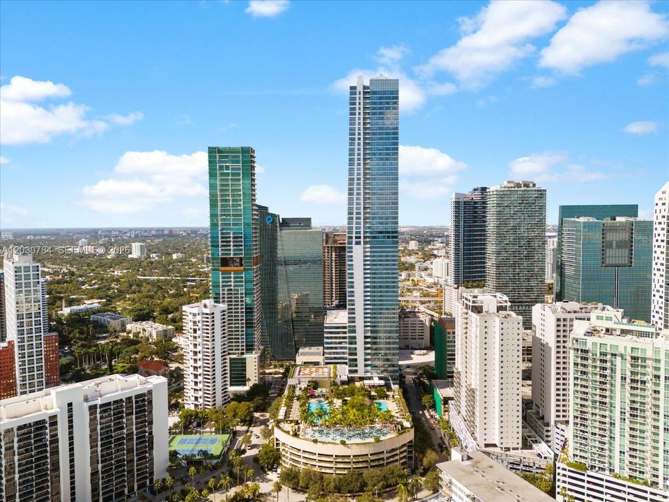 Recently Rented: $30,000 (2 beds, 2 baths, 2139 Square Feet)
