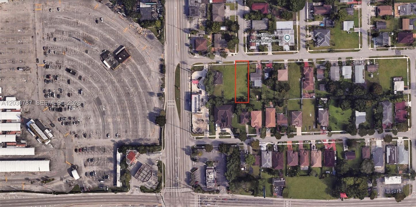 En Venta: $219,000 (0.19 acres)