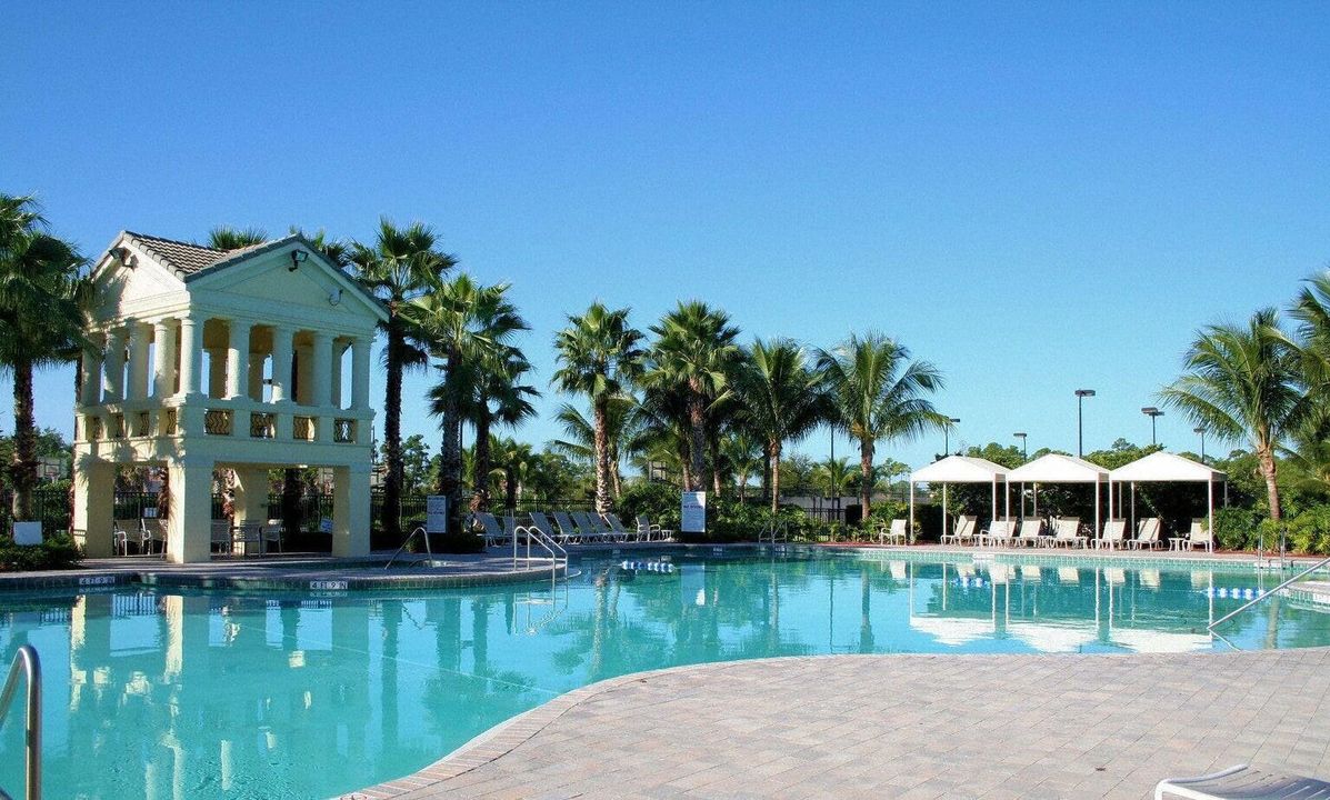 Clubhouse Pool