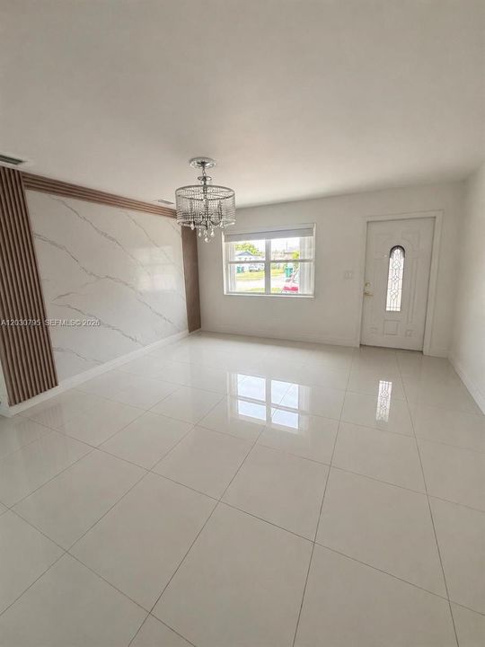 En Renta: $3,000 (3 camas, 2 baños, 1000 Pies cuadrados)