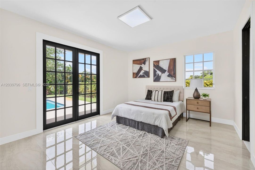 For Sale: $2,399,999 (6 beds, 5 baths, 3930 Square Feet)