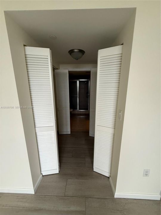 For Rent: $2,990 (2 beds, 2 baths, 1175 Square Feet)