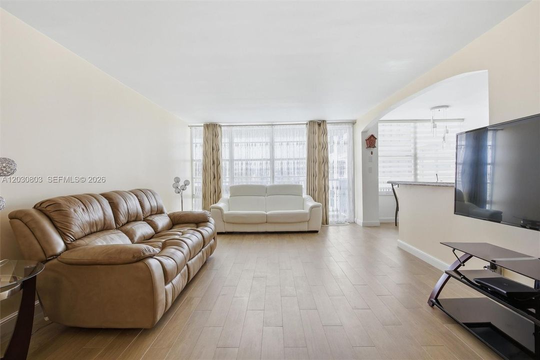 En Venta: $489,922 (2 camas, 2 baños, 1488 Pies cuadrados)