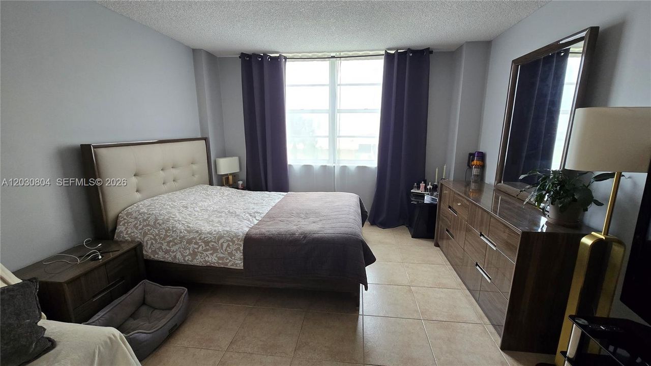 В аренду: $2,300 (1 спален, 1 ванн, 943 Квадратных фут)