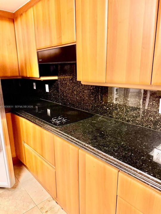 For Rent: $5,300 (2 beds, 2 baths, 1500 Square Feet)