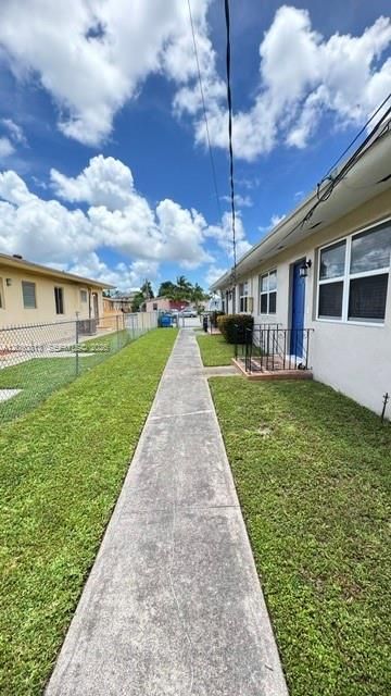 For Rent: $1,700 (1 beds, 1 baths, 400 Square Feet)