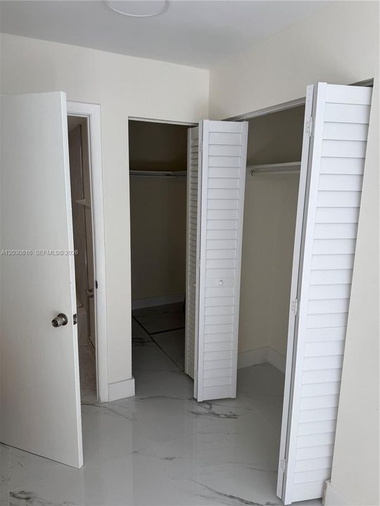 For Rent: $3,200 (2 beds, 2 baths, 875 Square Feet)