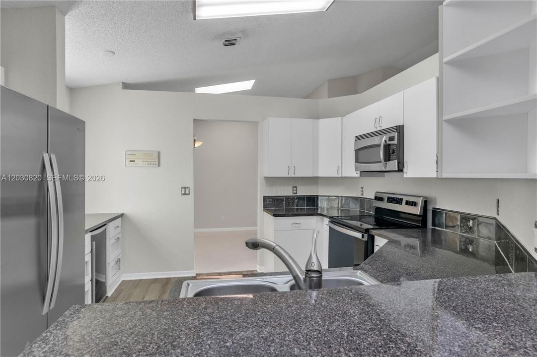 For Sale: $625,000 (3 beds, 2 baths, 1520 Square Feet)