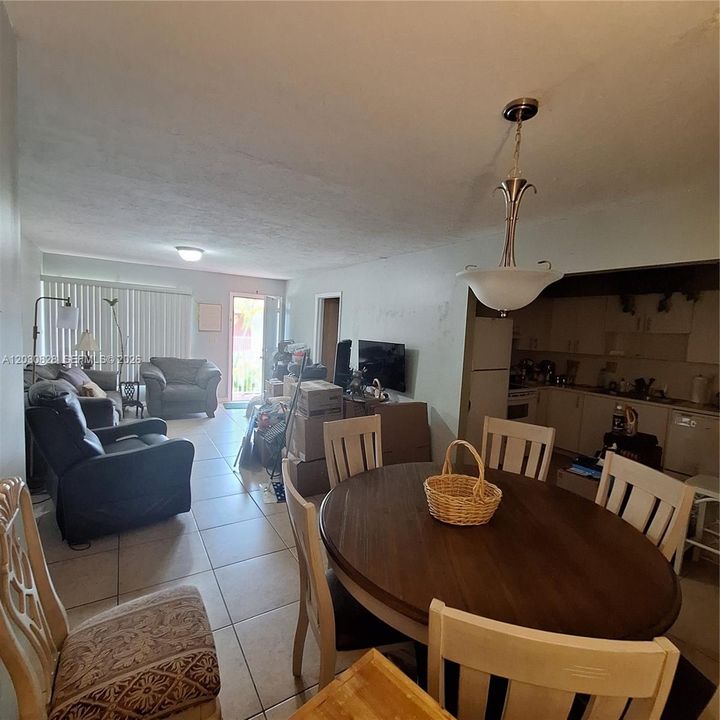 En Venta: $274,900 (3 camas, 1 baños, 952 Pies cuadrados)