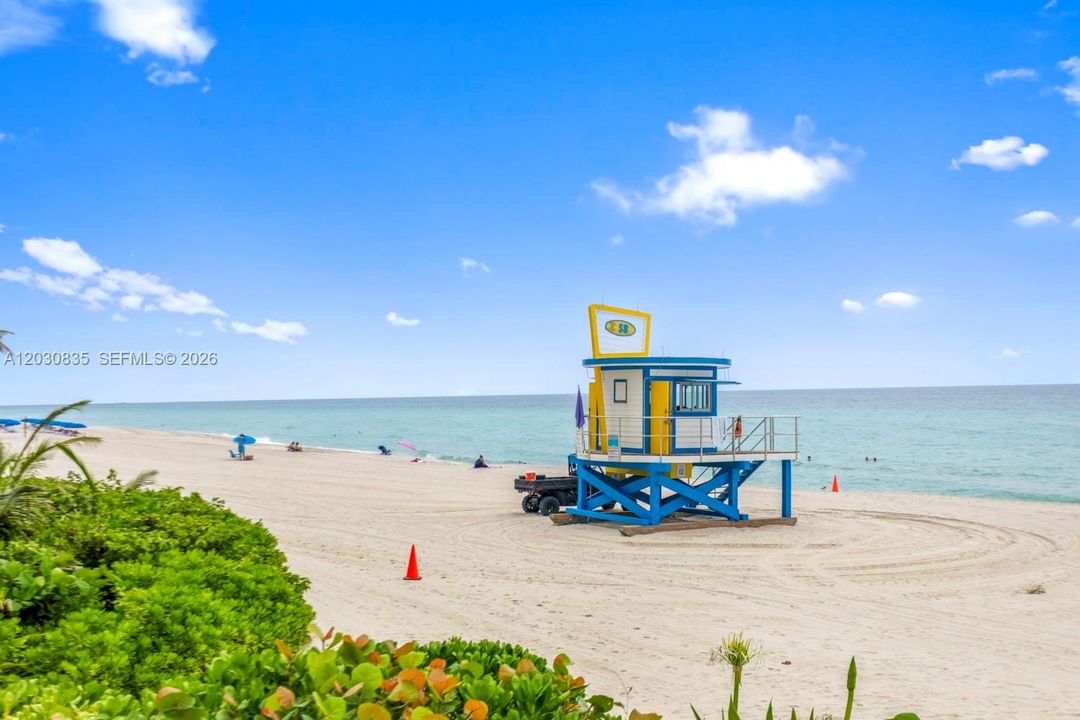 For Rent: $3,500 (1 beds, 1 baths, 745 Square Feet)