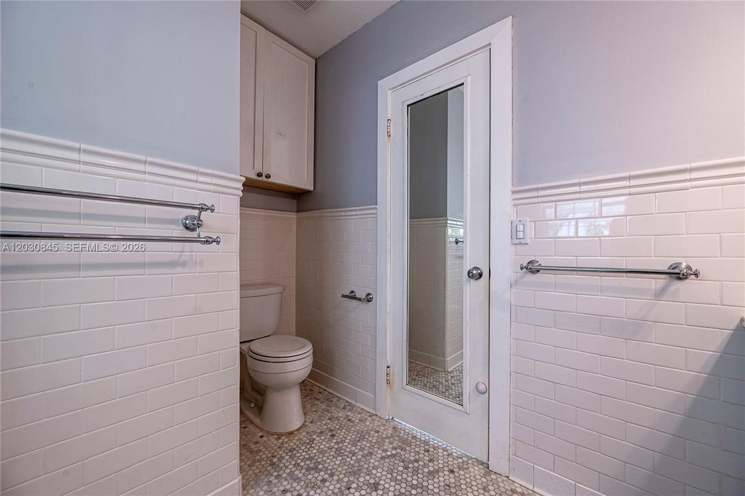2nd Bathroom