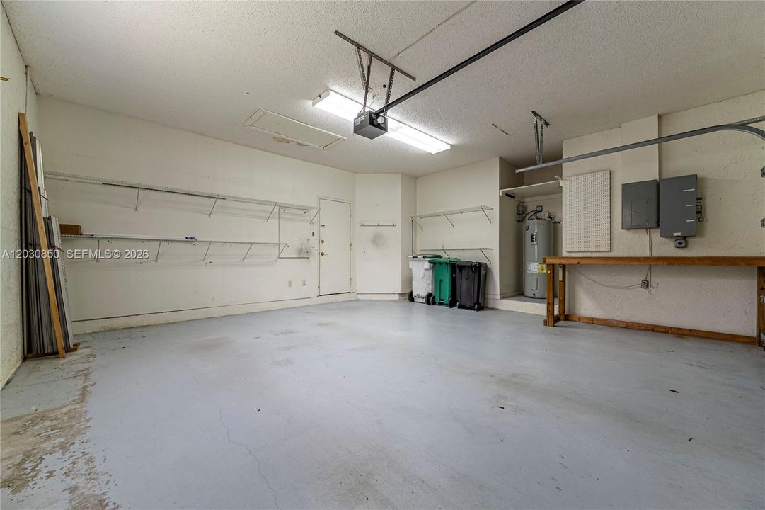 2-Car Garage