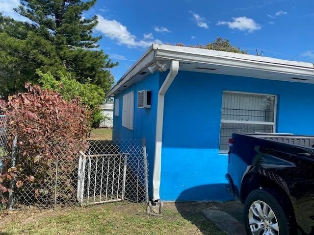 14291 polk st 5
