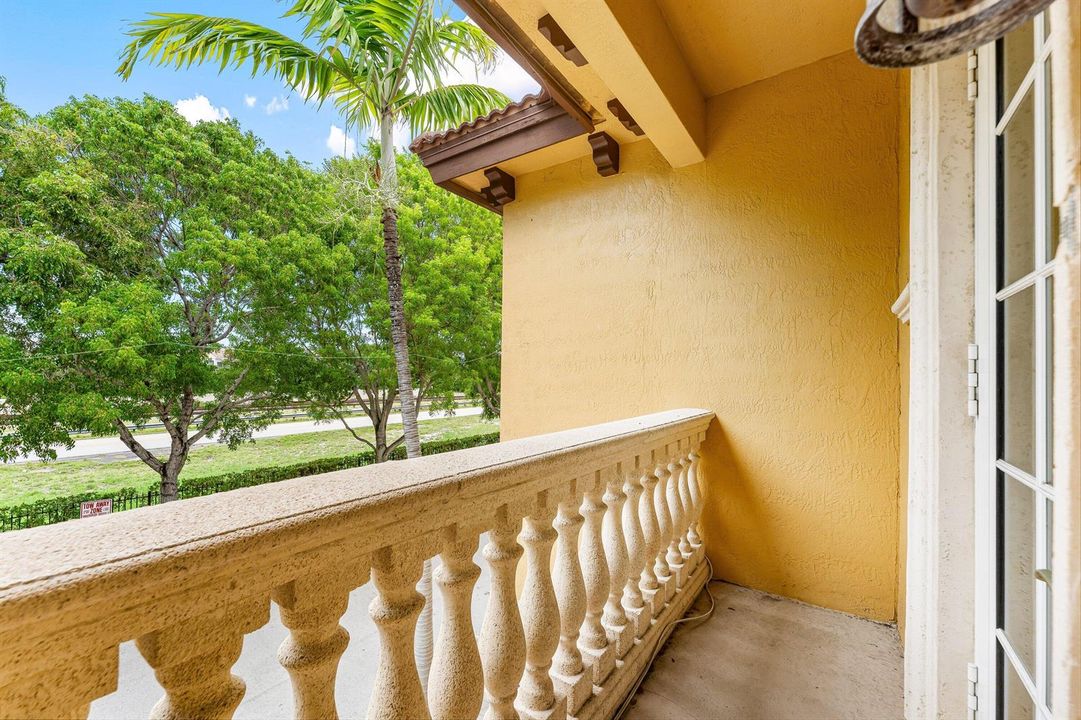 018-210Northeast69thCircle-BocaRaton-FL-