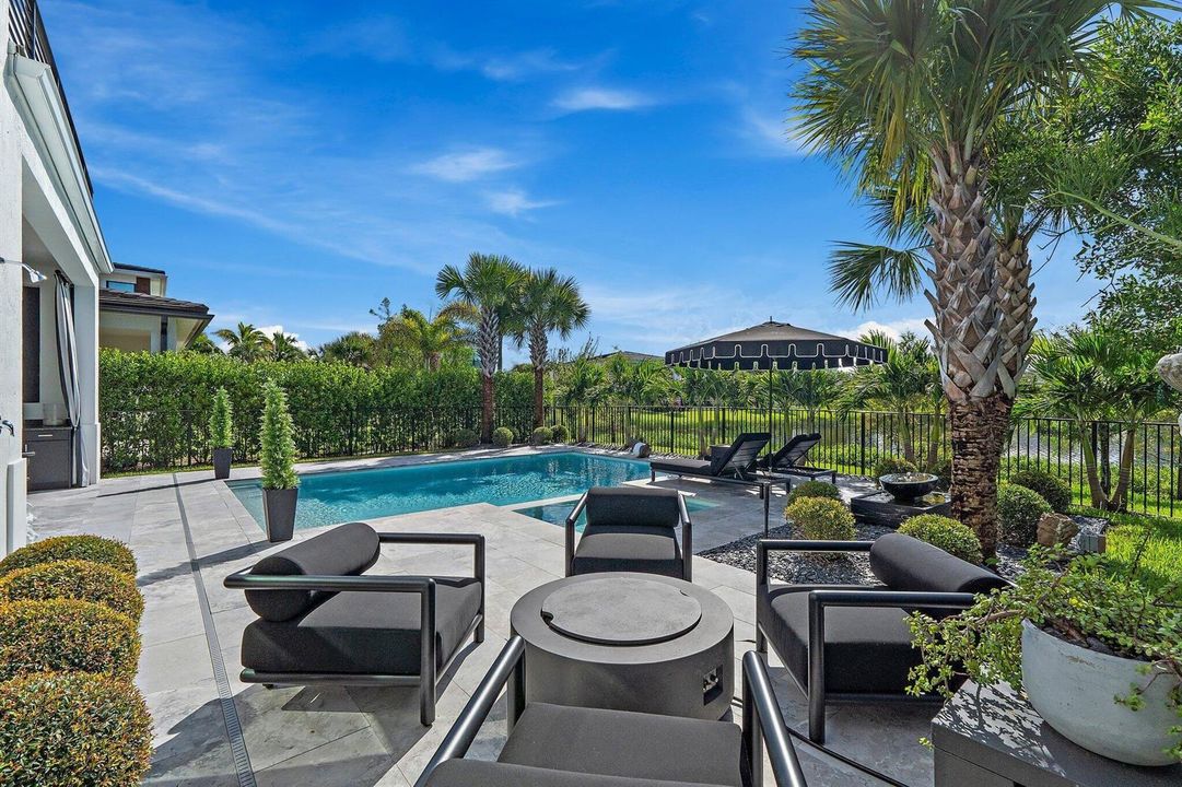 102-12636SolanaBayCir-PalmBeachGardens-S